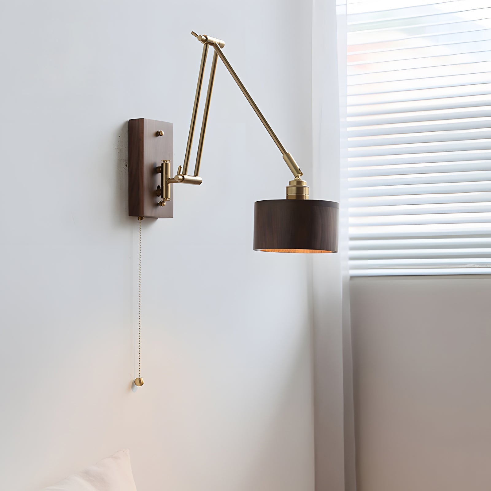 Wright Wall Lamp