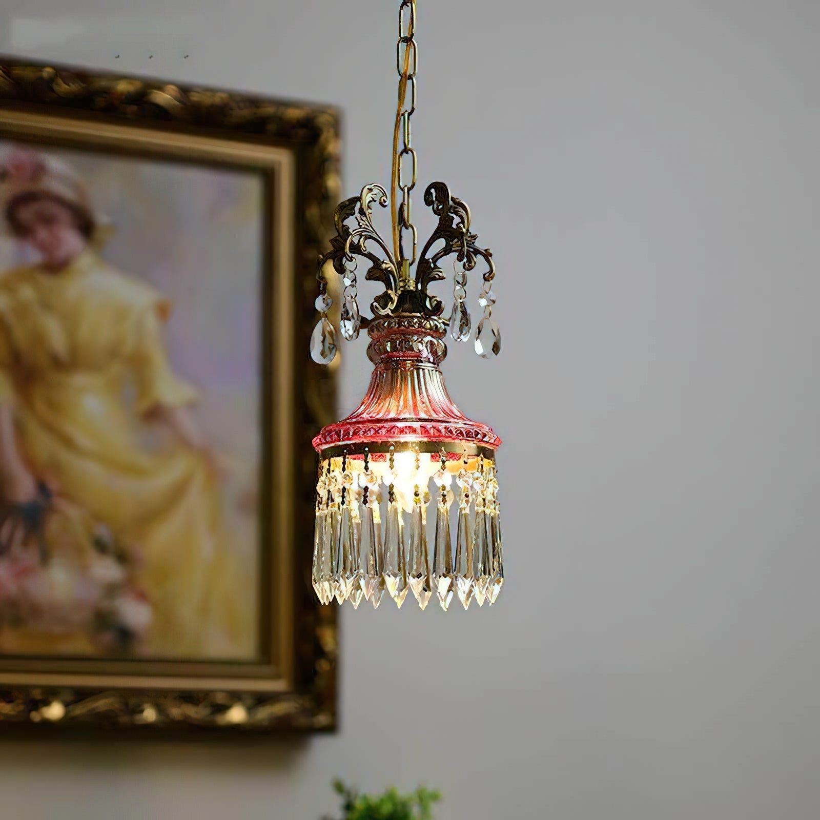 Close-up of the intricate crystal shade on the Marquise pendant lamp.