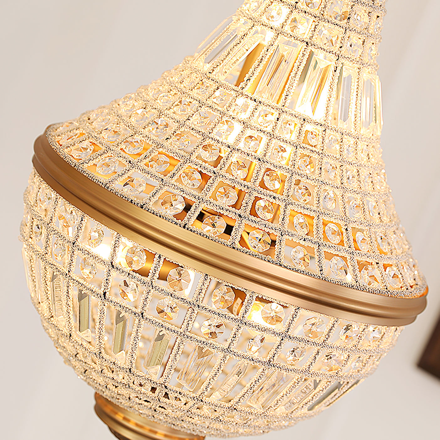 Auristella Crystal Chandelier