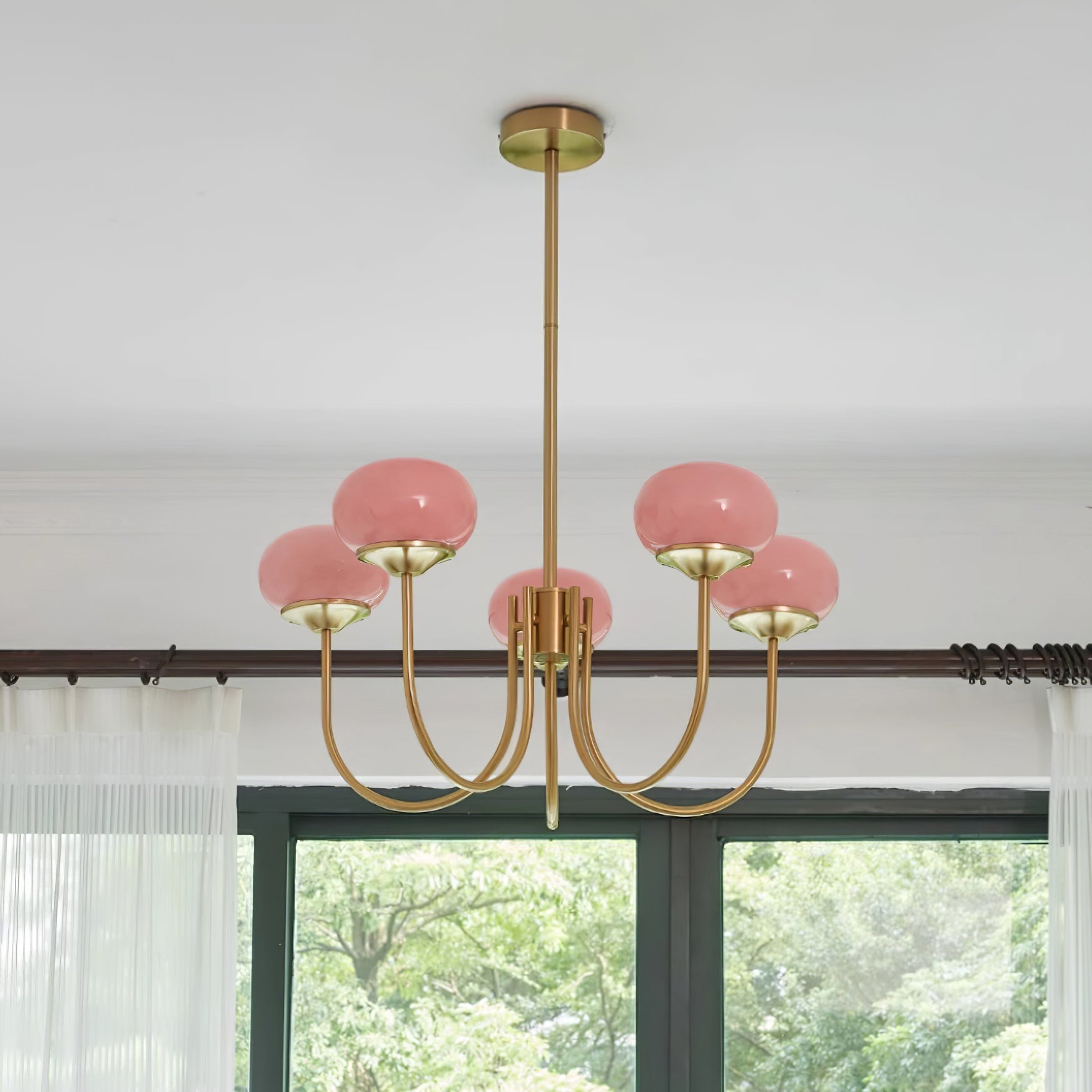 Lustra Chandelier Pink Glass Globe Gold-Neutral Decor