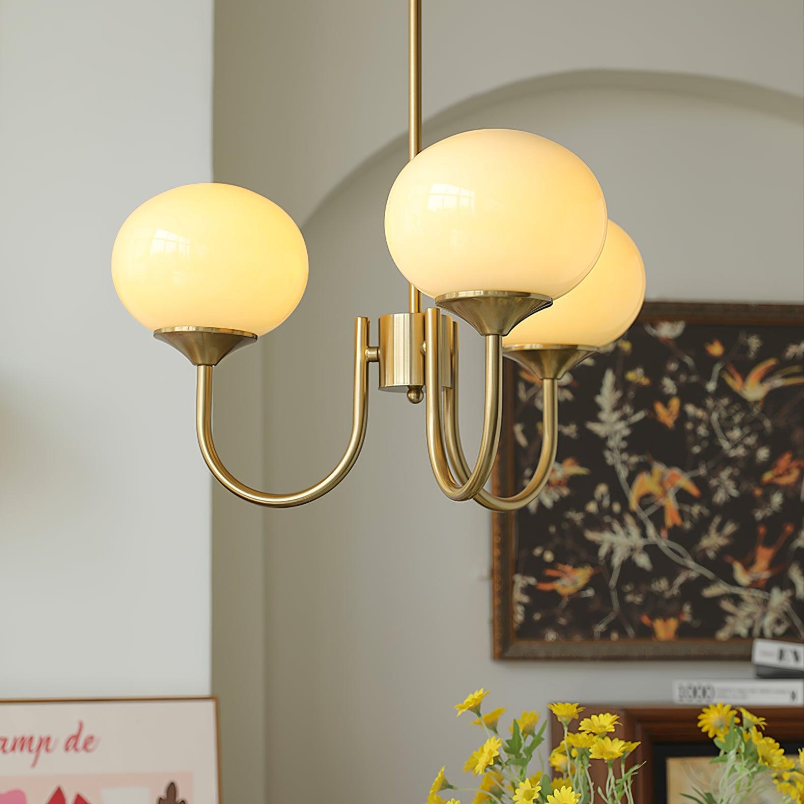 Lustra Chandelier Pink Glass Globe Gold-Neutral Decor
