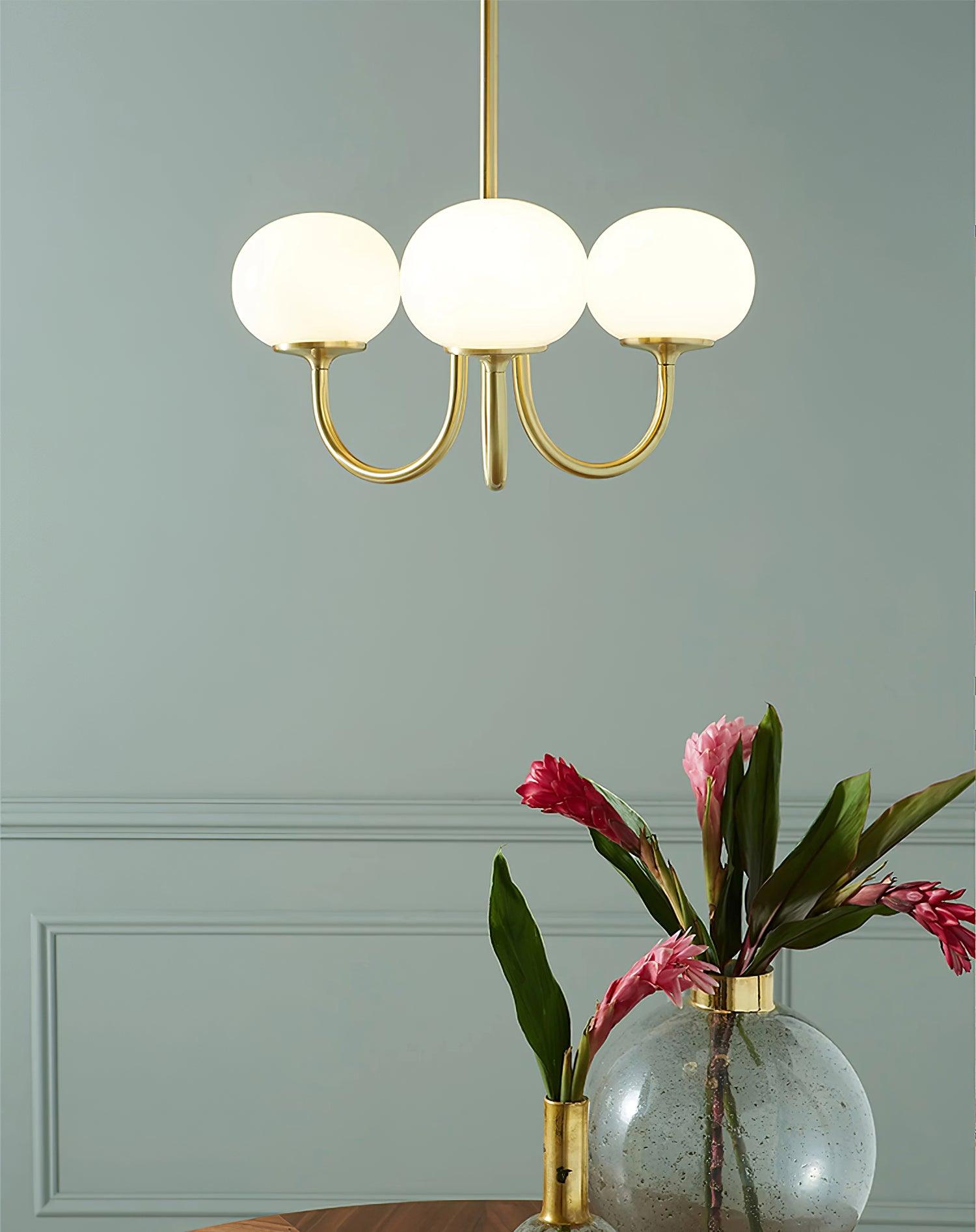 Lustra Chandelier Pink Glass Globe Gold-Neutral Decor