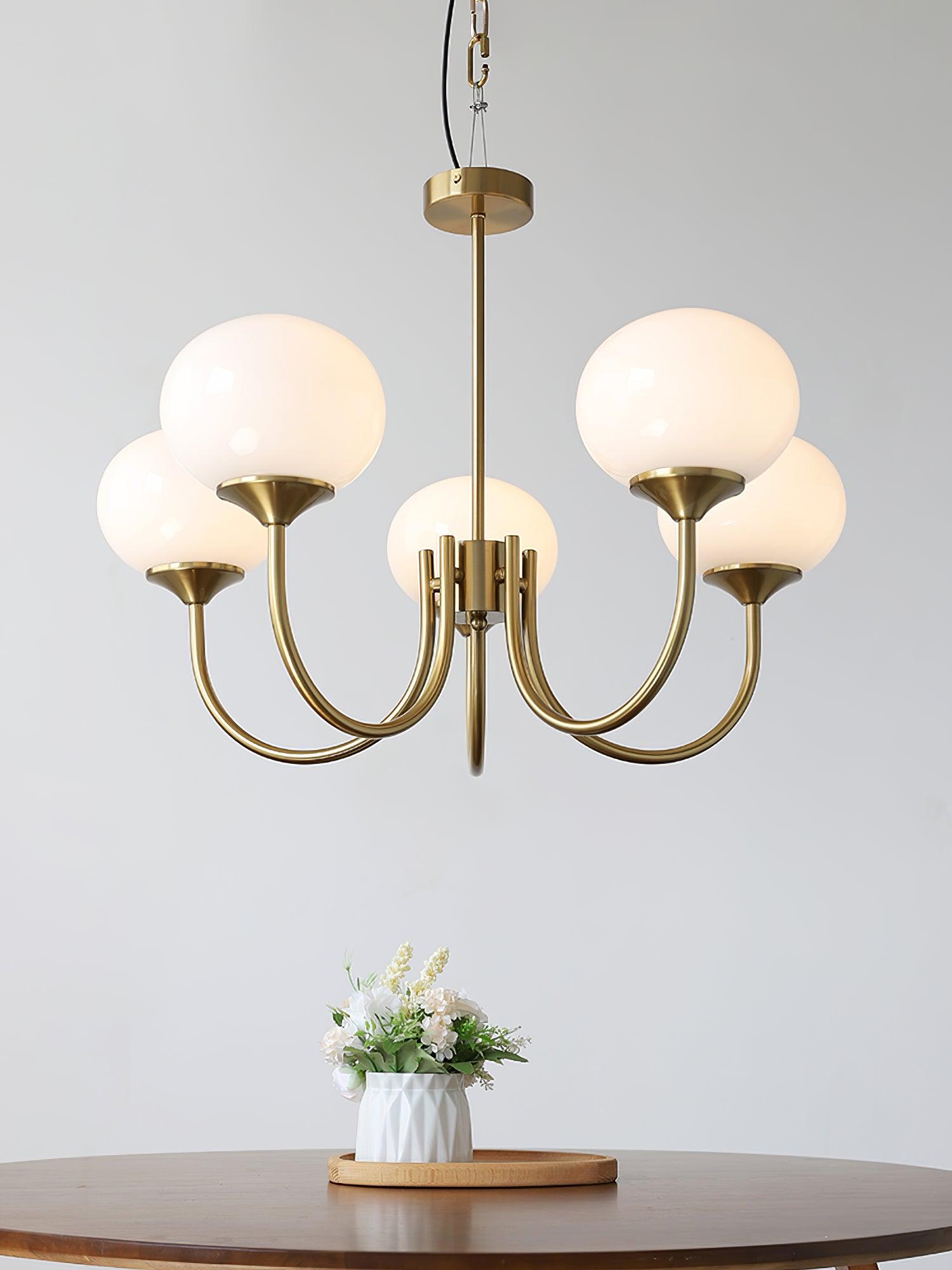 Lustra Chandelier Pink Glass Globe Gold-Neutral Decor