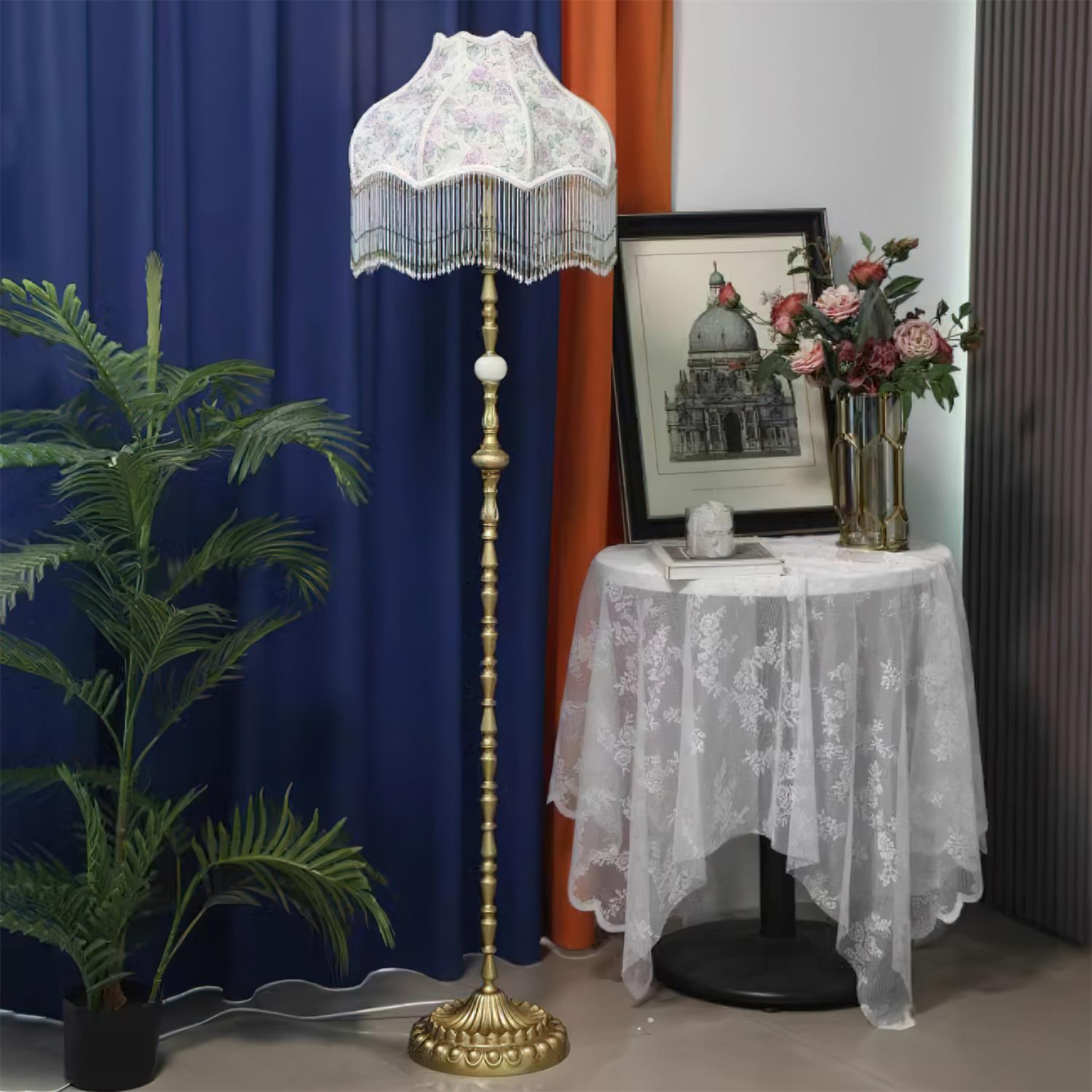 Venomi Floor Lamp