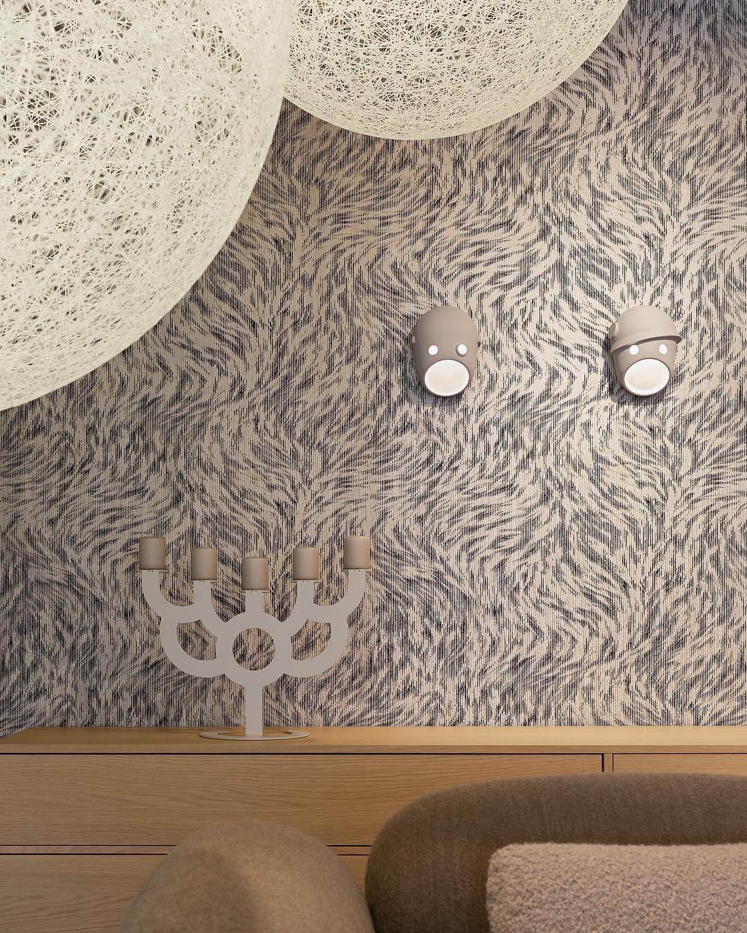 Mask Individual Creativity Resin Wall Light-Neutral Decor