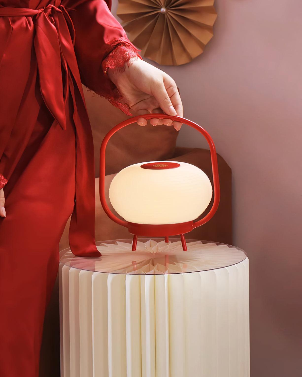 Saelan Minimalist Table Lamp-Neutral Decor