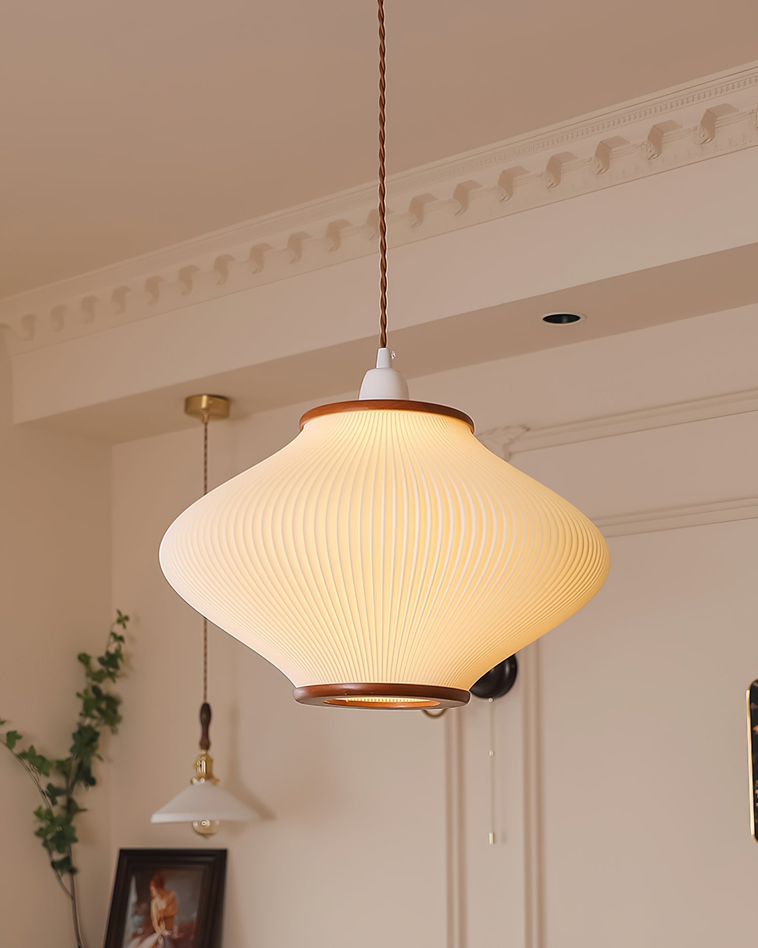 Ronard Pendant Light