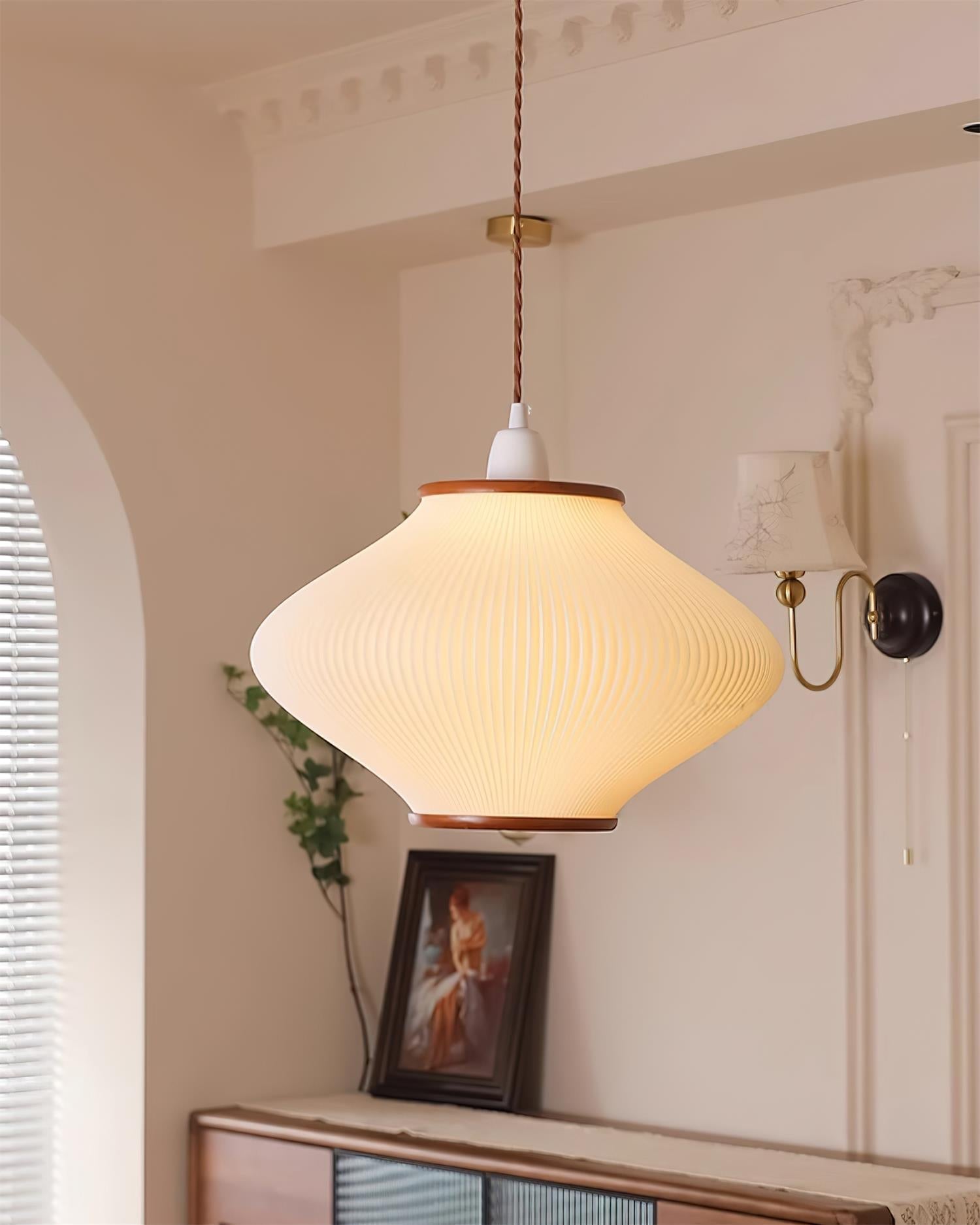 Ronard Pendant Light