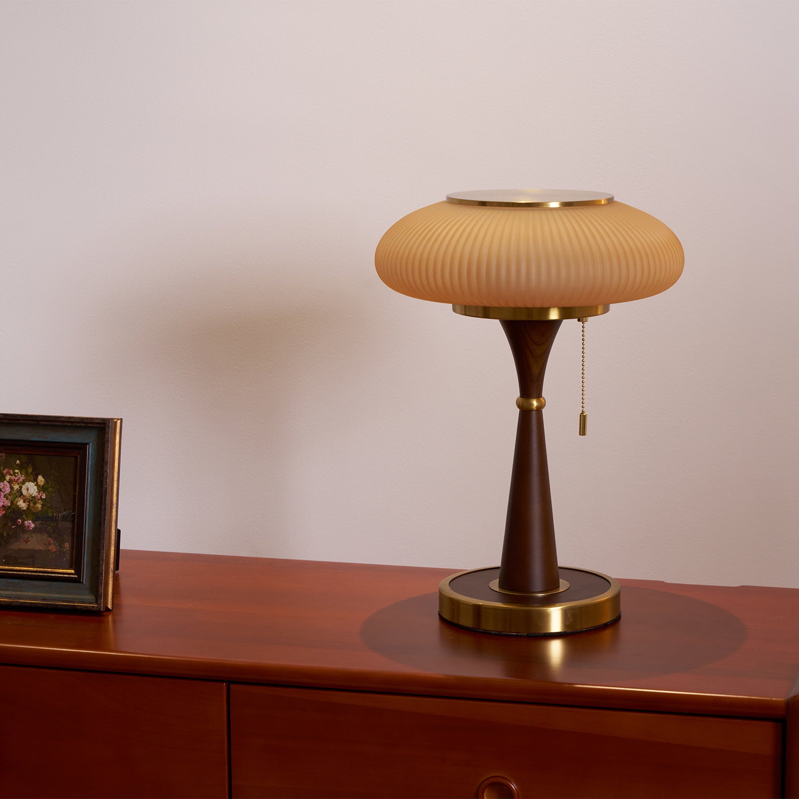 Vevelo Wood Vintage Table Lamp-Neutral Decor