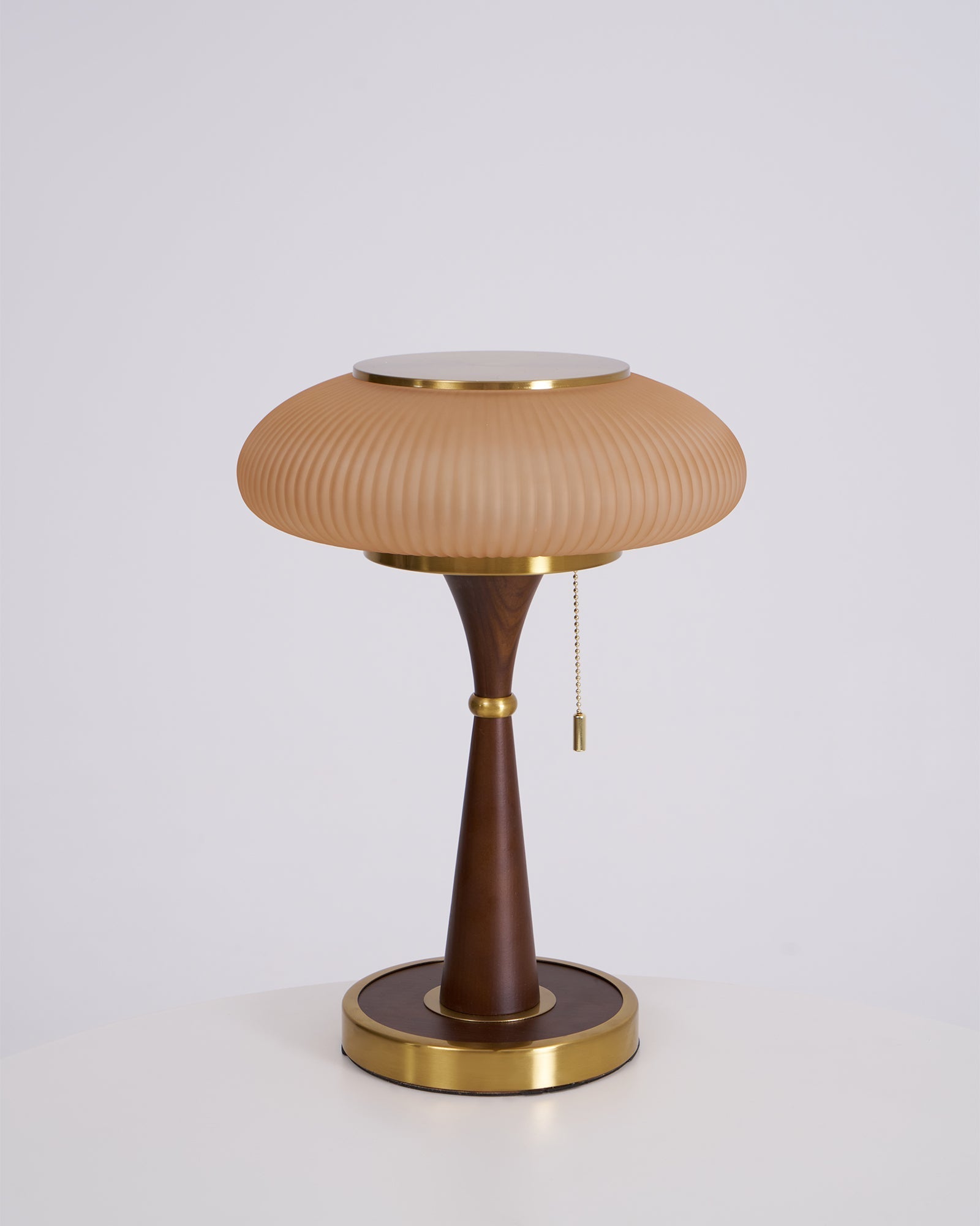 Vevelo Wood Vintage Table Lamp-Neutral Decor