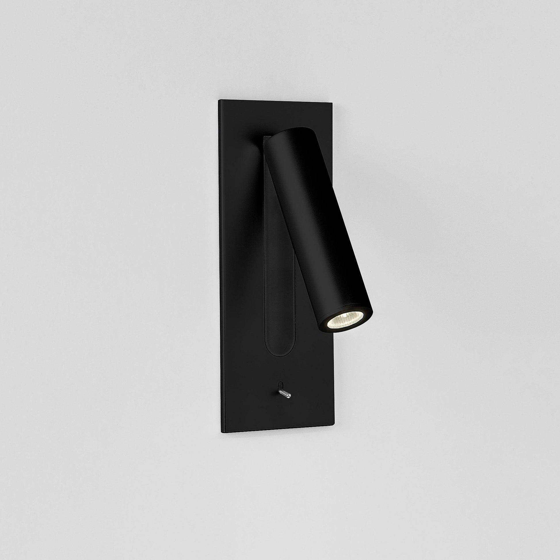 Virixel Industrial Wall Lamp-Neutral Decor