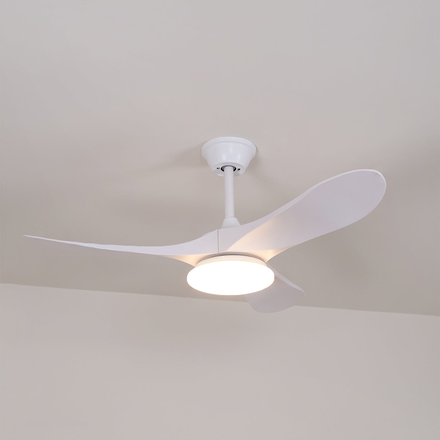 Virelo 42/52 Ceiling Fan Light-Neutral Decor