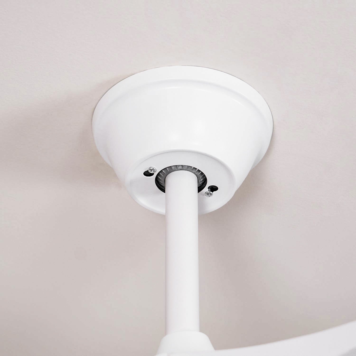 Diagram showing the dimensions of the 52-inch Maverick Ceiling Fan Light.