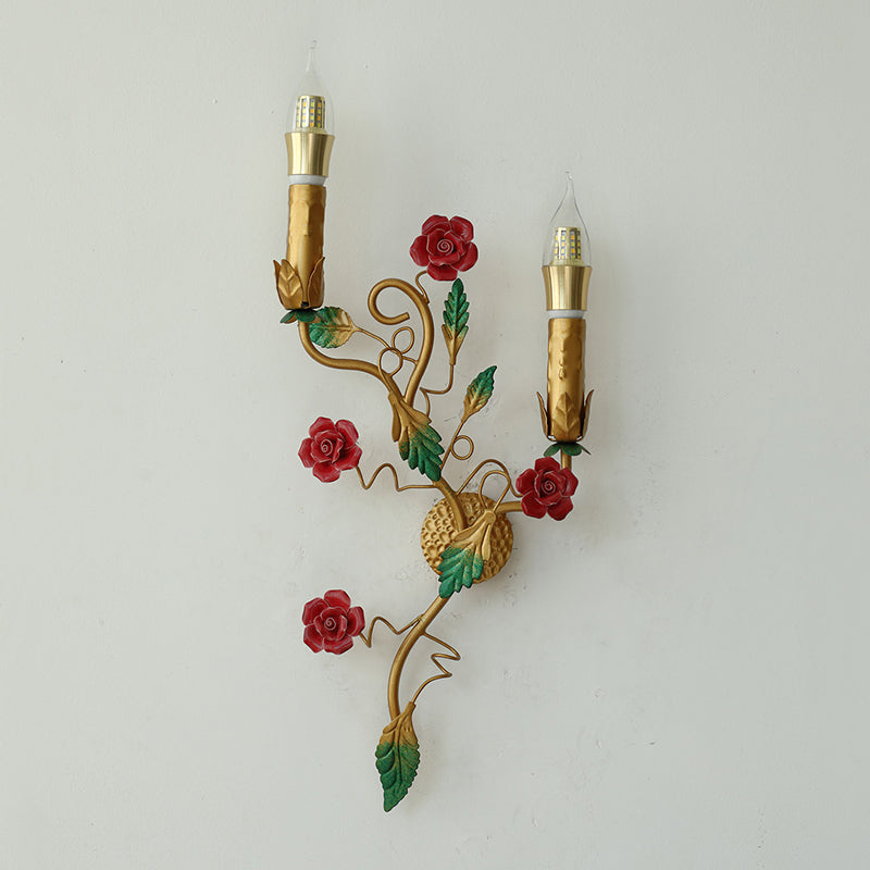 The right-oriented version of the Mechini wall lamp.