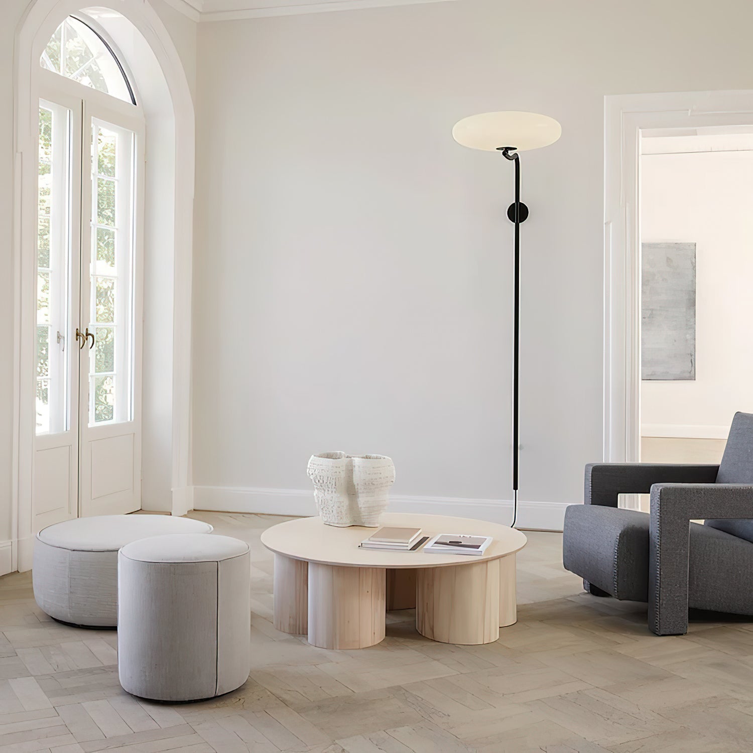 Calumi Plug-in Wall Lamp-Neutral Decor