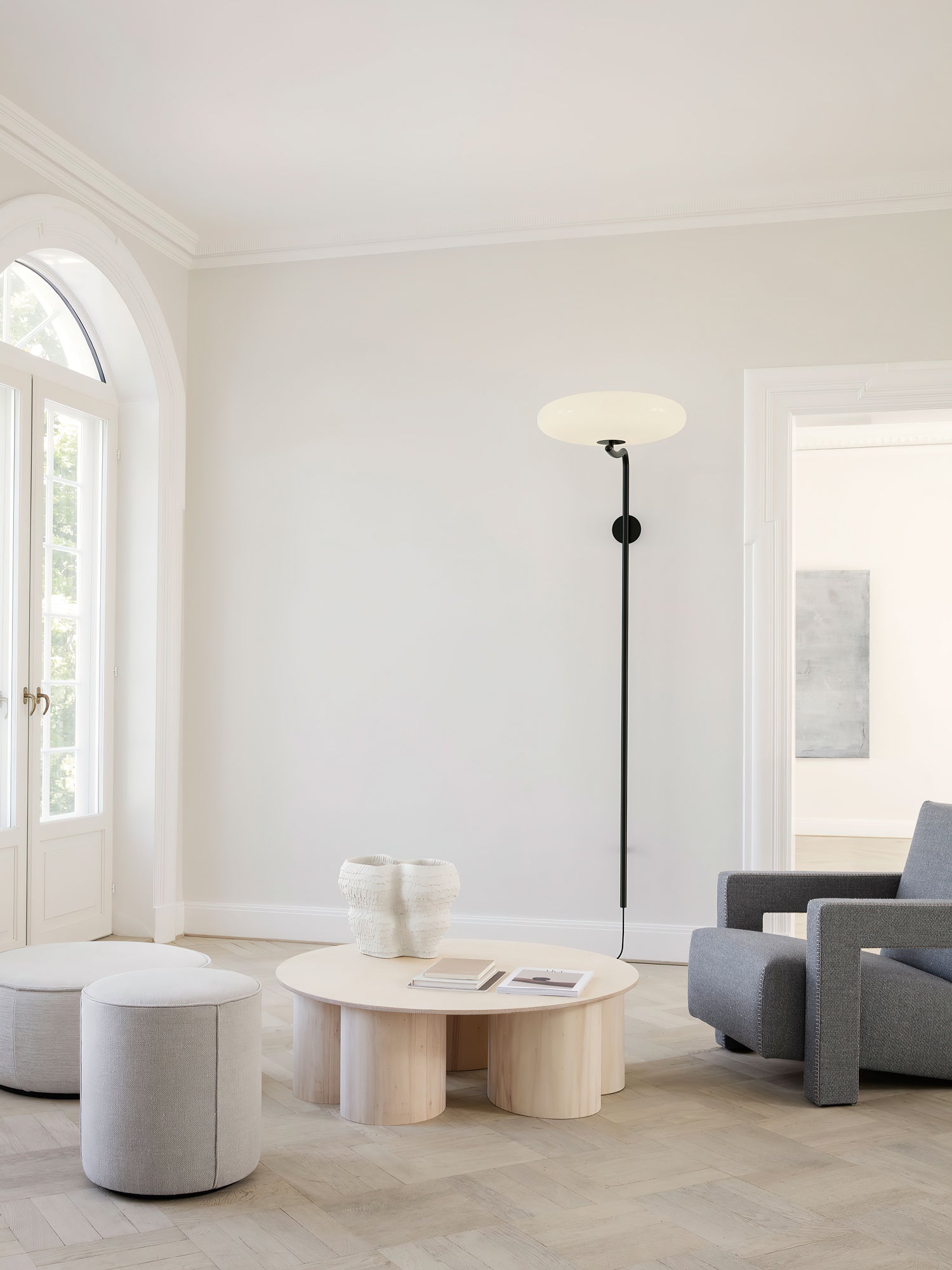 Calumi Plug-in Wall Lamp-Neutral Decor