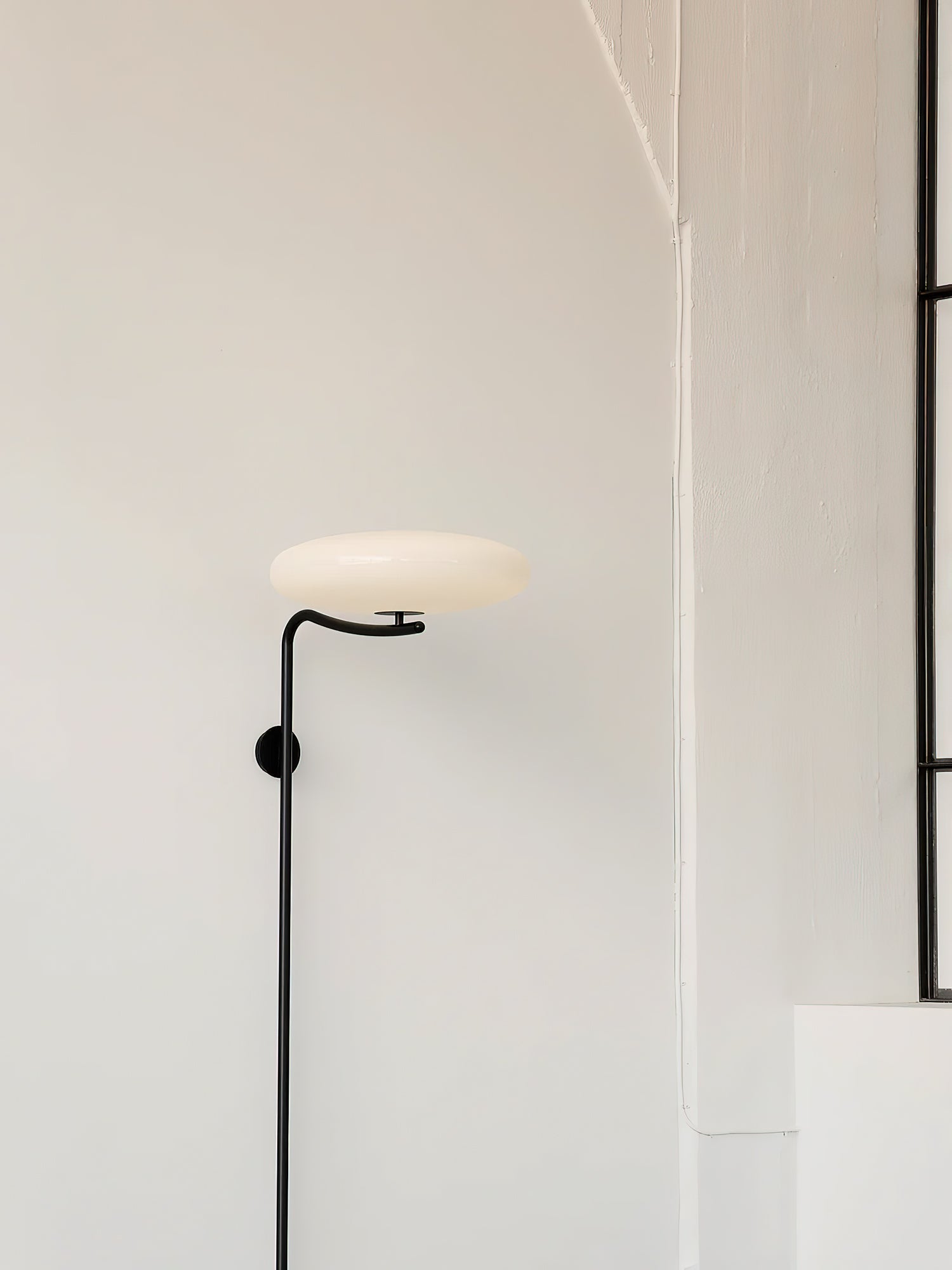 Calumi Plug-in Wall Lamp-Neutral Decor