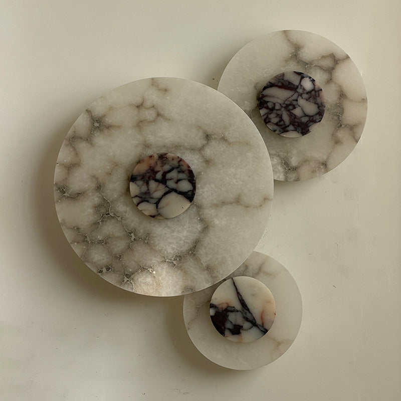 Detail of the fixture's sleek mounting plate.