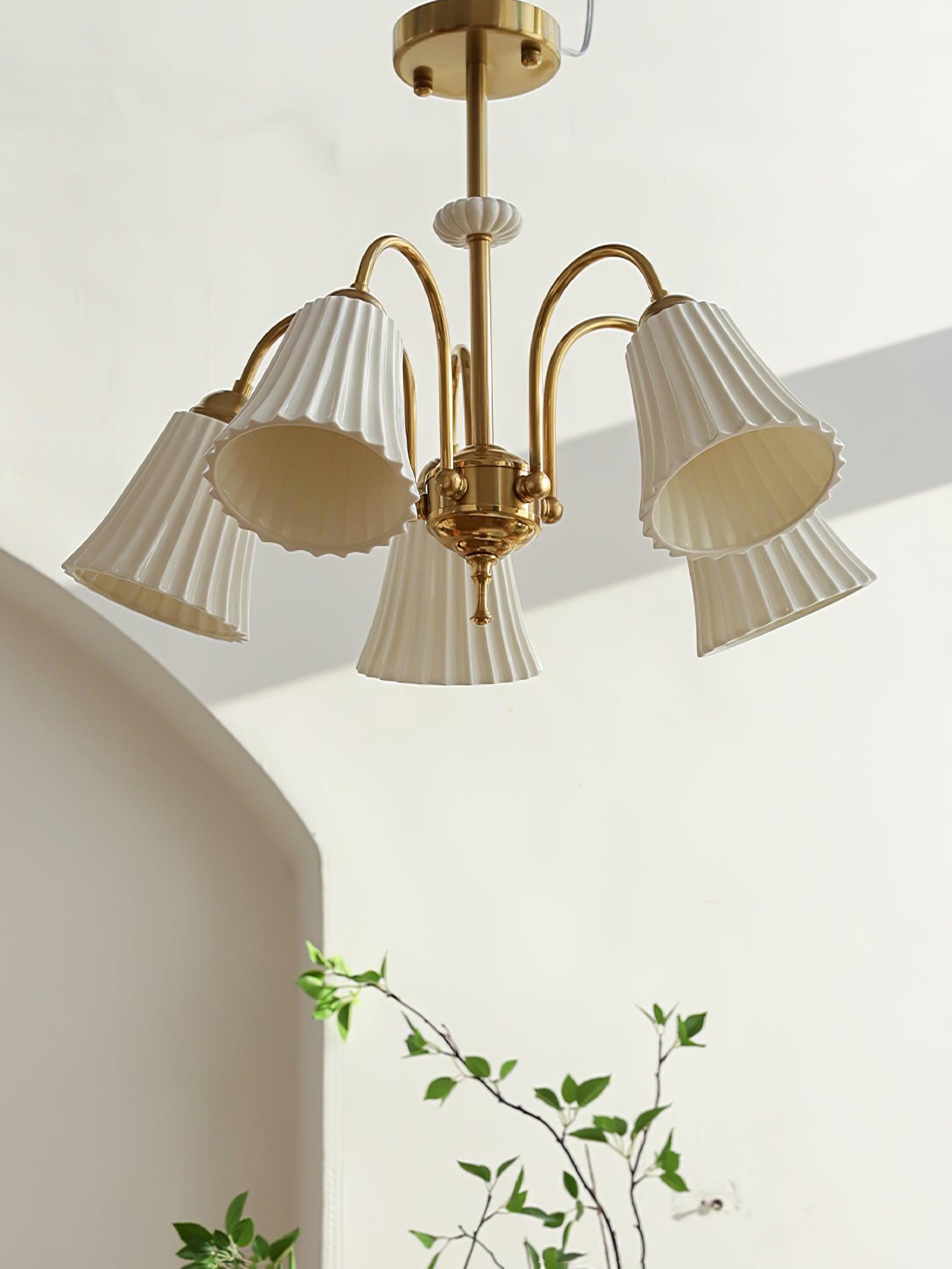 Silas Vintage Chandelier-Neutral Decor