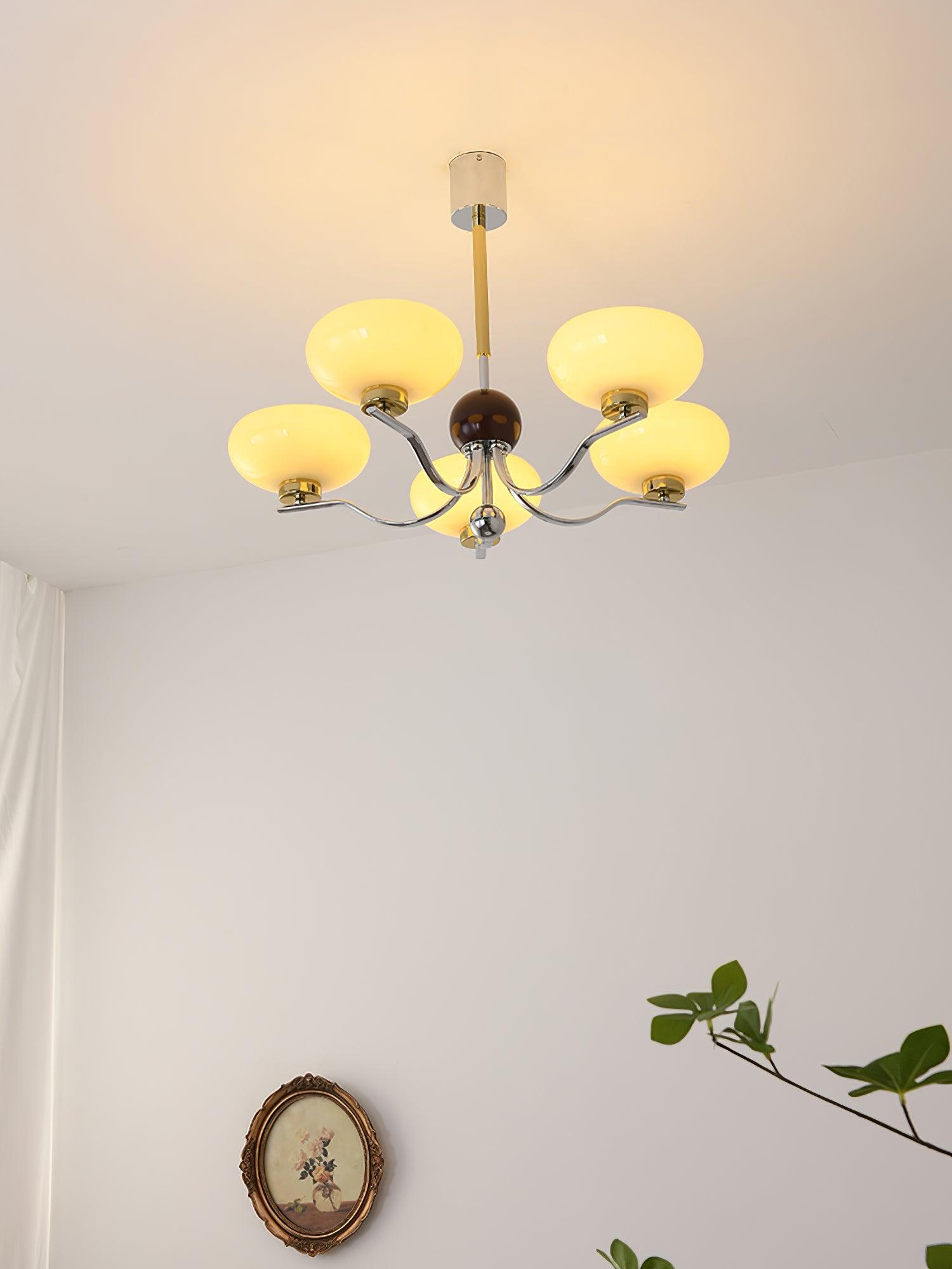 Titus Vintage Chandelier-Neutral Decor