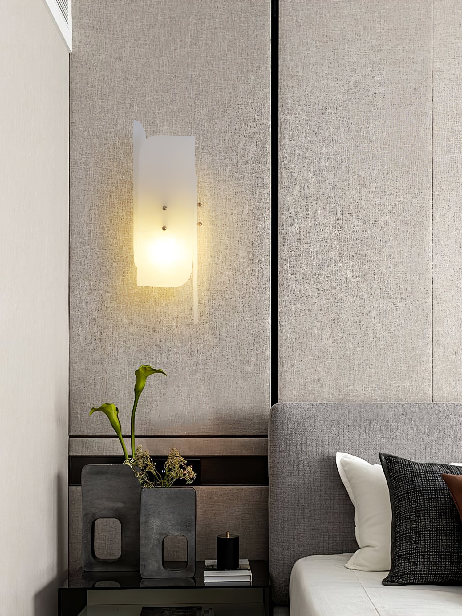Veyra Alabaster Wall Sconce-Neutral Decor