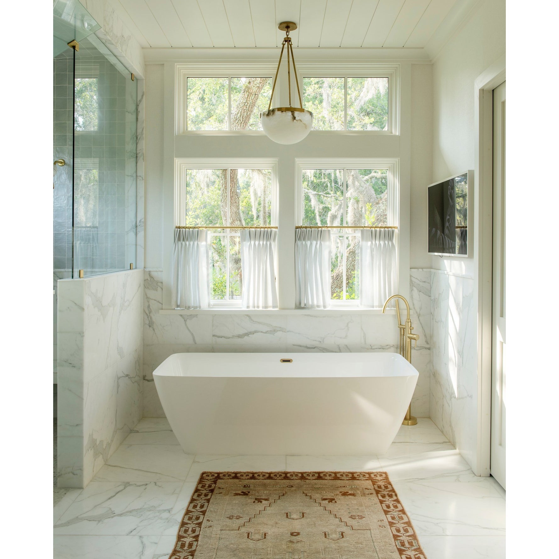 Dione Minimalist Alabaster Pendant Light-Neutral Decor