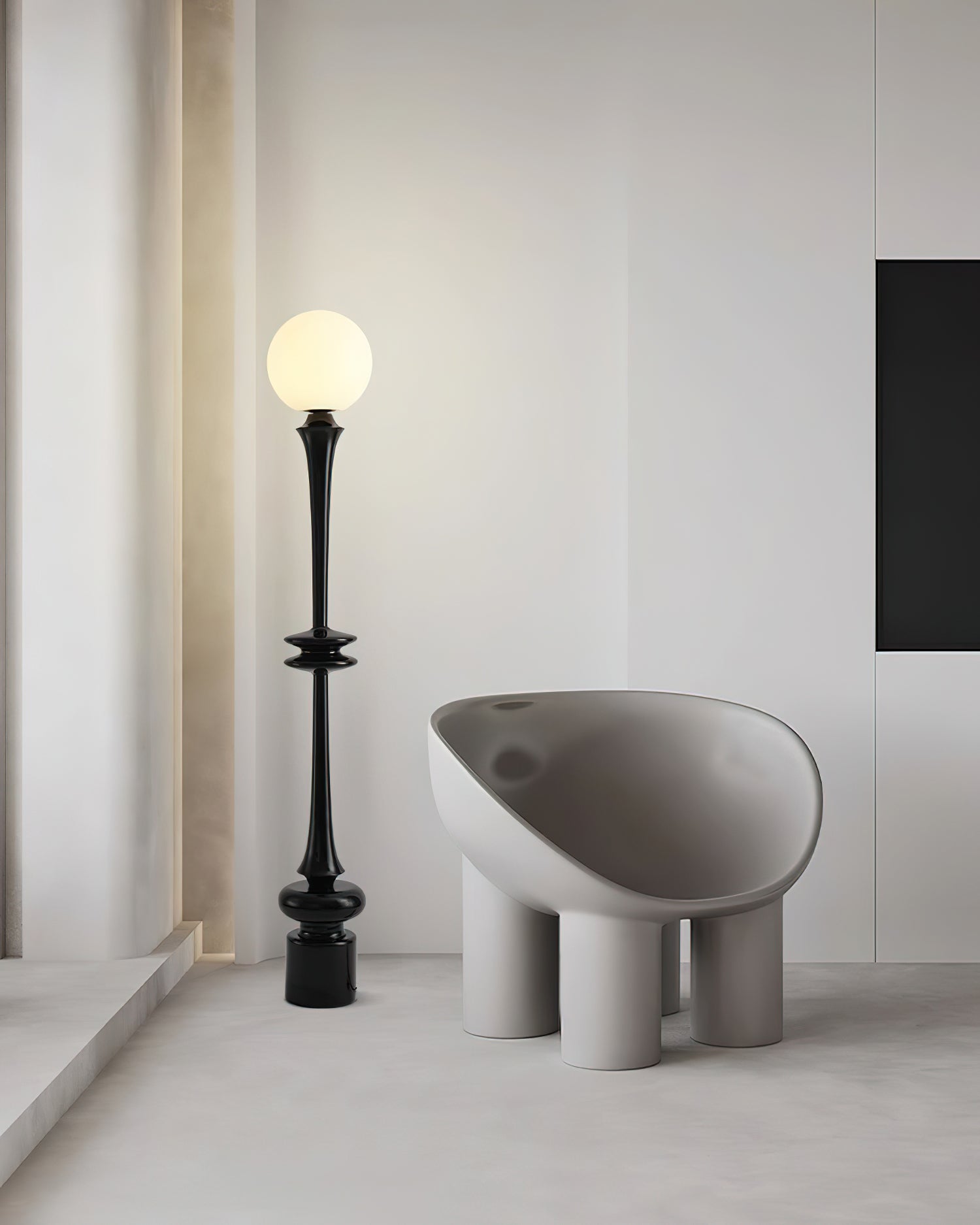 Spindle Floor Lamp