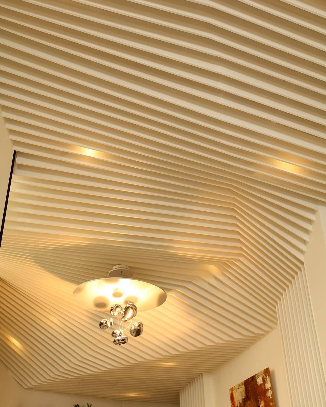 Lustra Chandelier Aluminum Sculptural-Neutral Decor