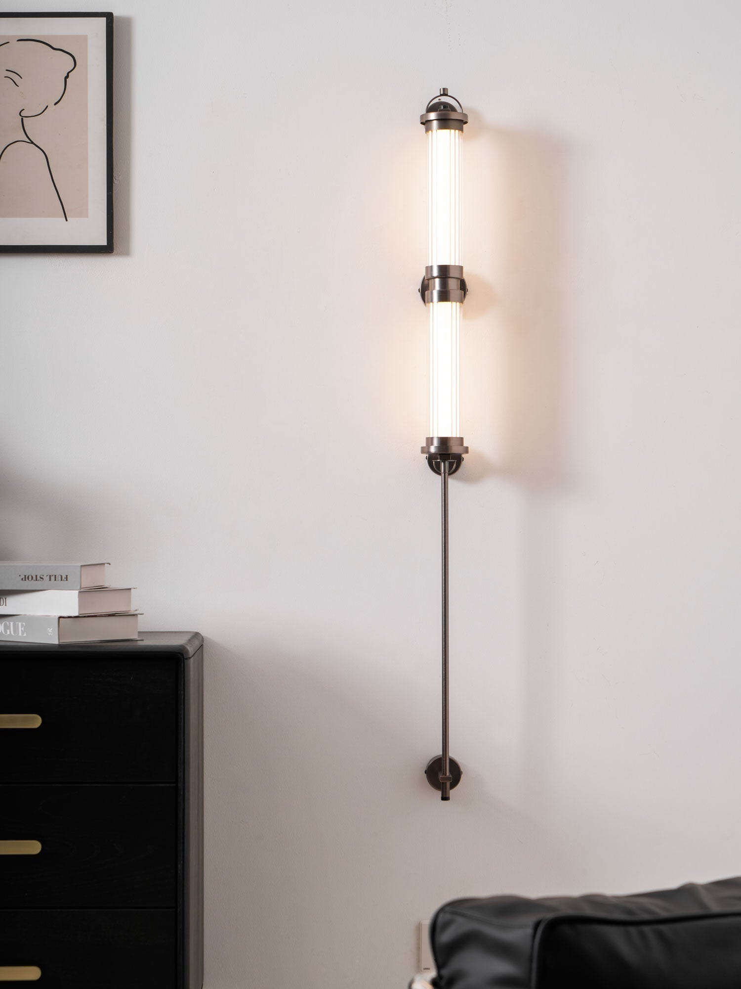 Noviq Premium Nordic Art Vertical Glass Sconce Wall Lamp-Neutral Decor