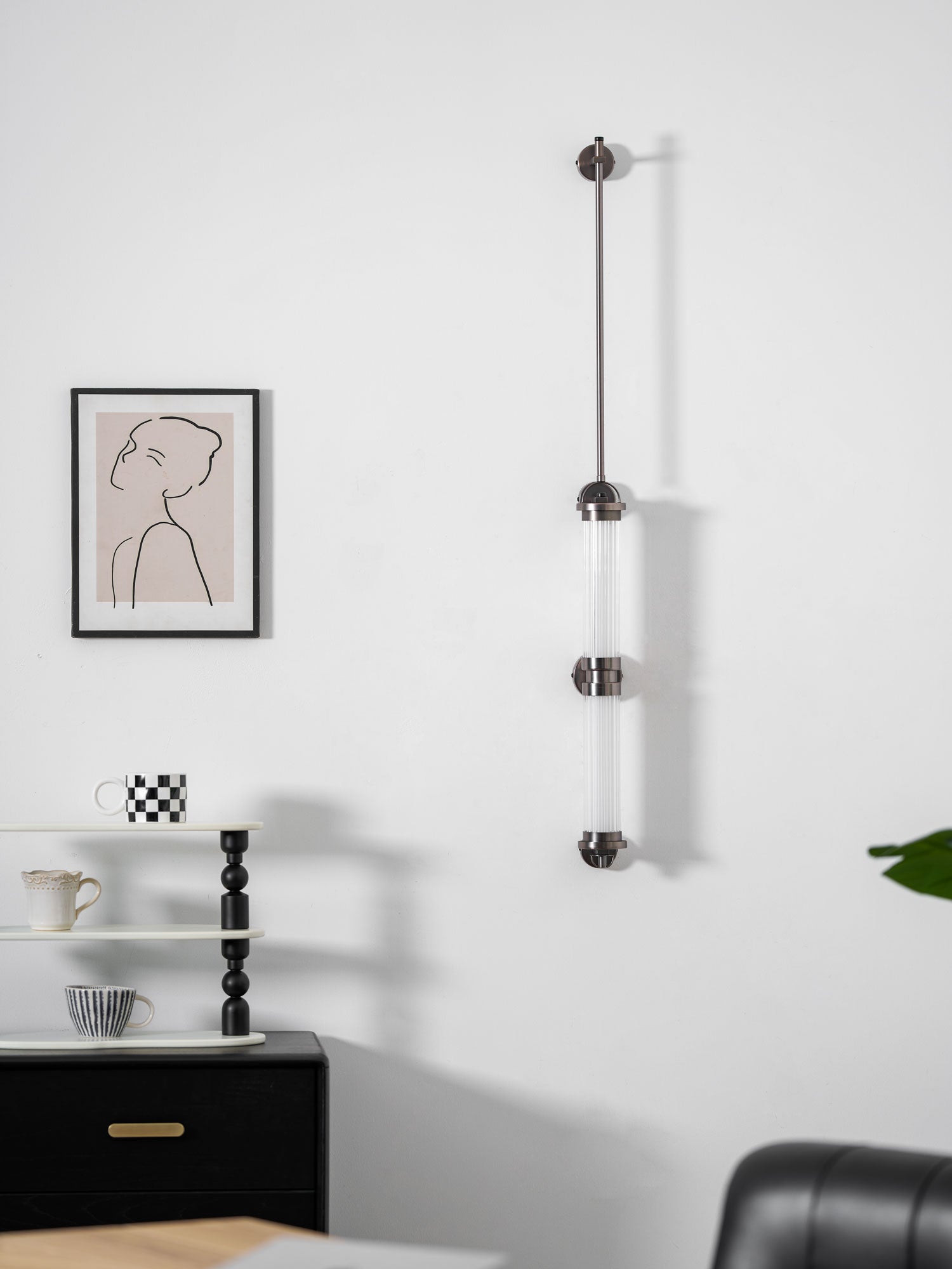 Noviq Premium Nordic Art Vertical Glass Sconce Wall Lamp-Neutral Decor