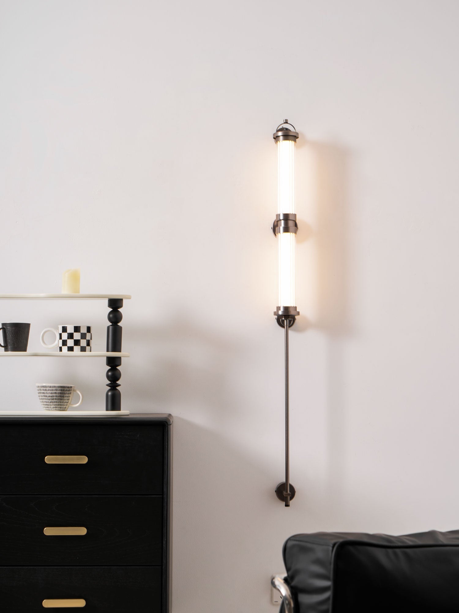 Noviq Premium Nordic Art Vertical Glass Sconce Wall Lamp-Neutral Decor