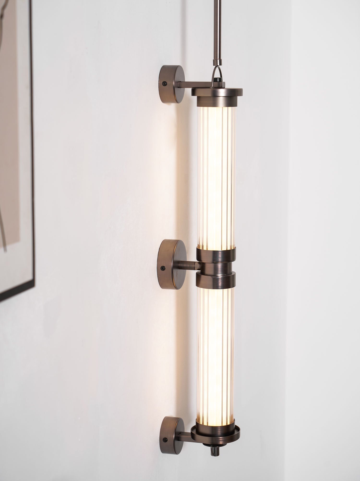 Noviq Premium Nordic Art Vertical Glass Sconce Wall Lamp-Neutral Decor