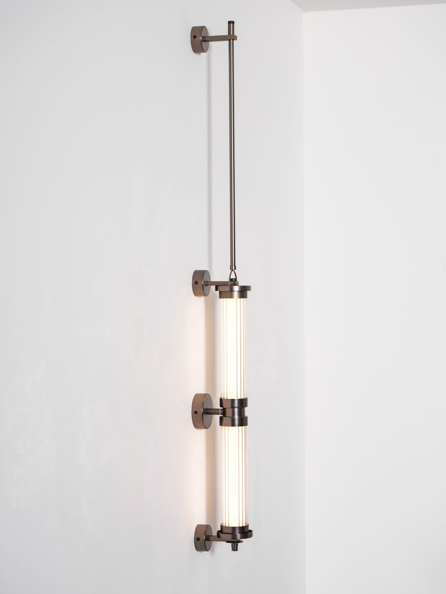 Noviq Premium Nordic Art Vertical Glass Sconce Wall Lamp-Neutral Decor