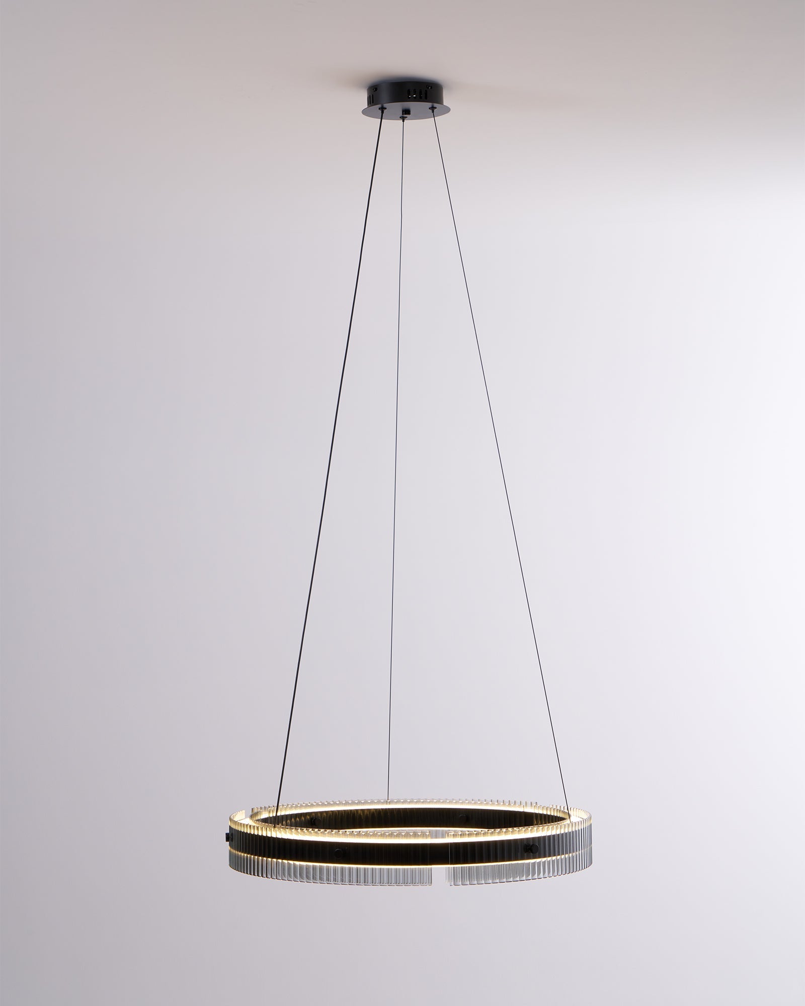 Emberis Chandelier Ring Minimalist LED-Neutral Decor
