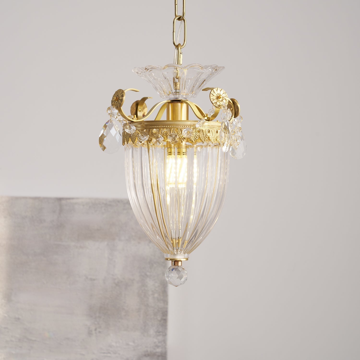 Pendant Lamp Vintage Glamour Crystal Drops