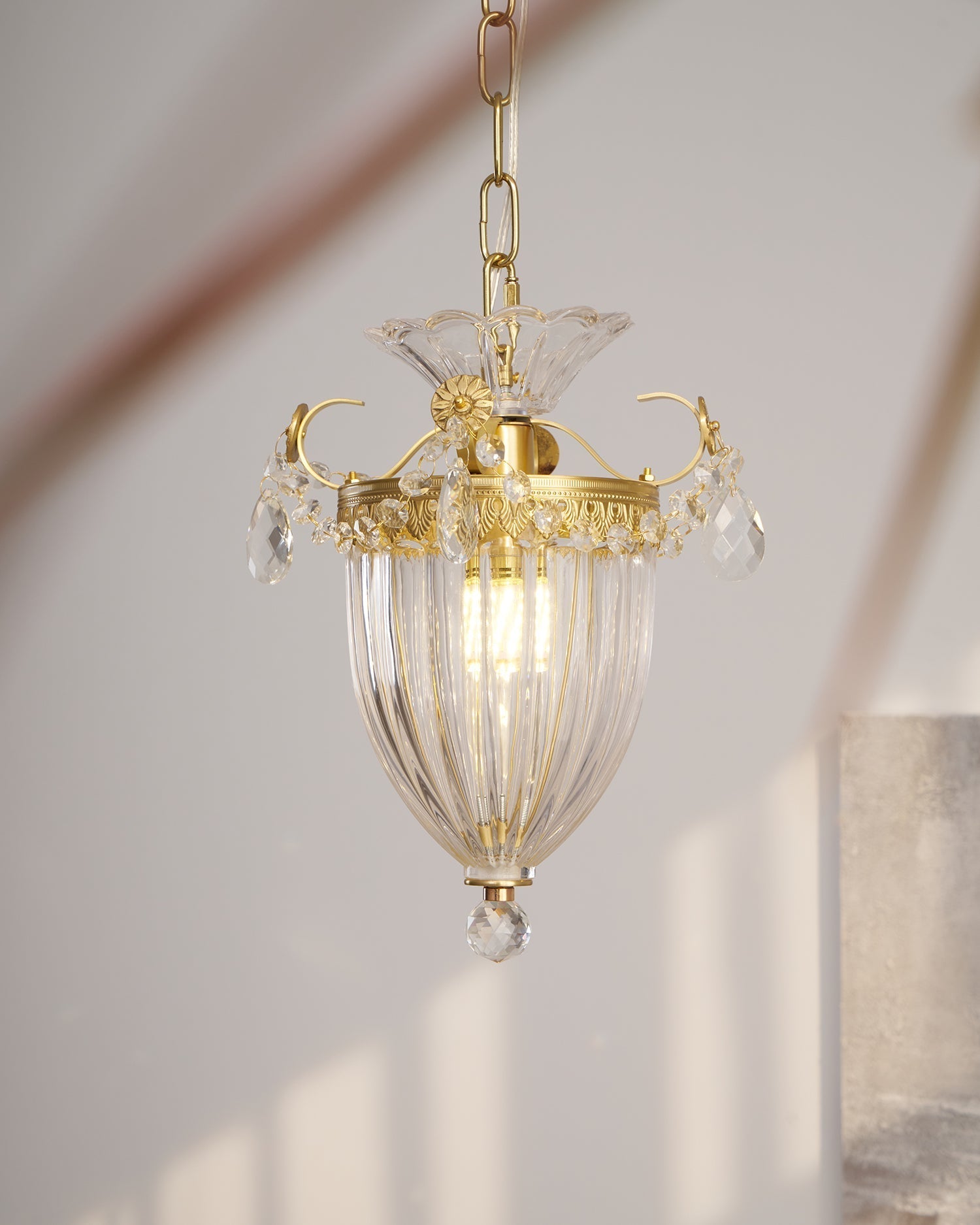 Pendant Lamp Vintage Glamour Crystal Drops