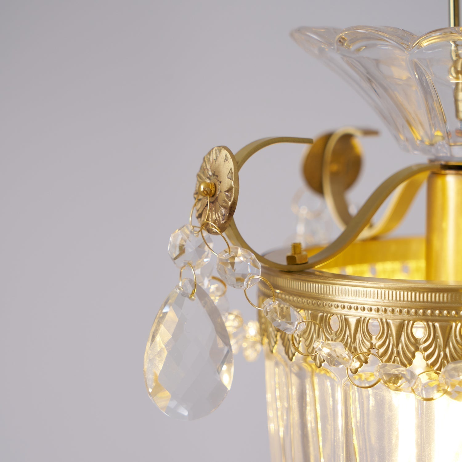 Pendant Lamp Vintage Glamour Crystal Drops