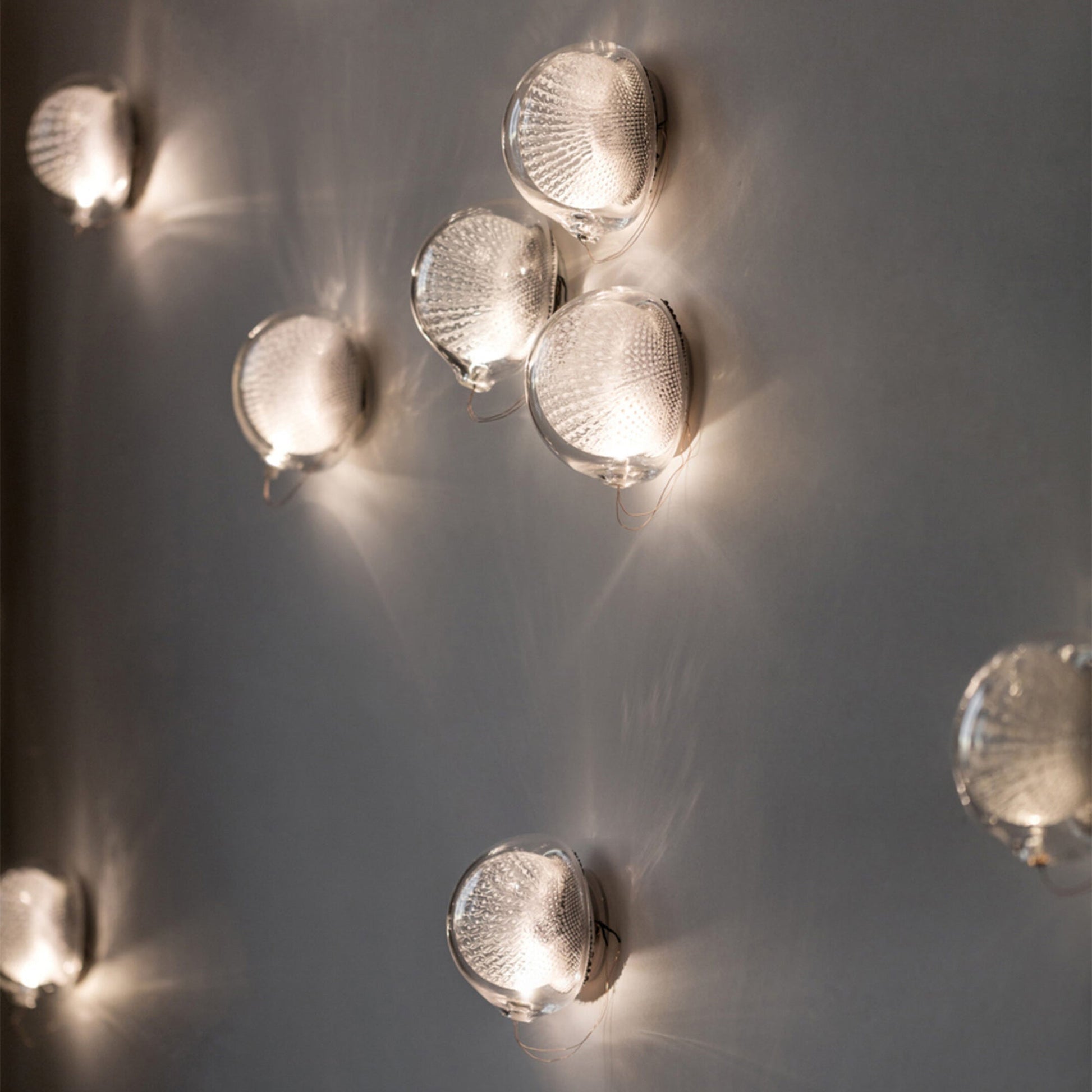 Sostor Wall Lamp Premium Nordic Art Glass Metal-Neutral Decor