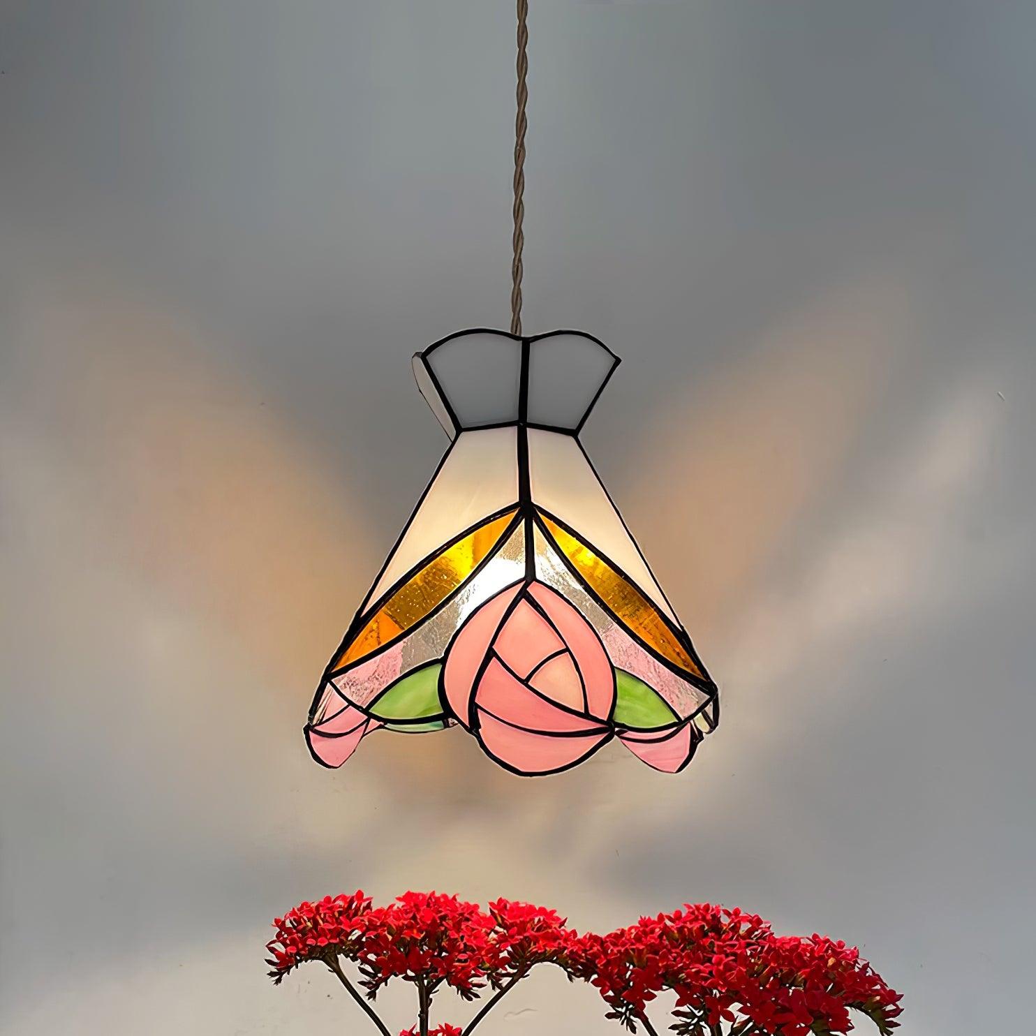 Tiffy Pendant Light