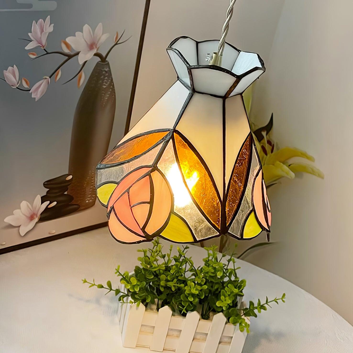 Tiffy Pendant Light