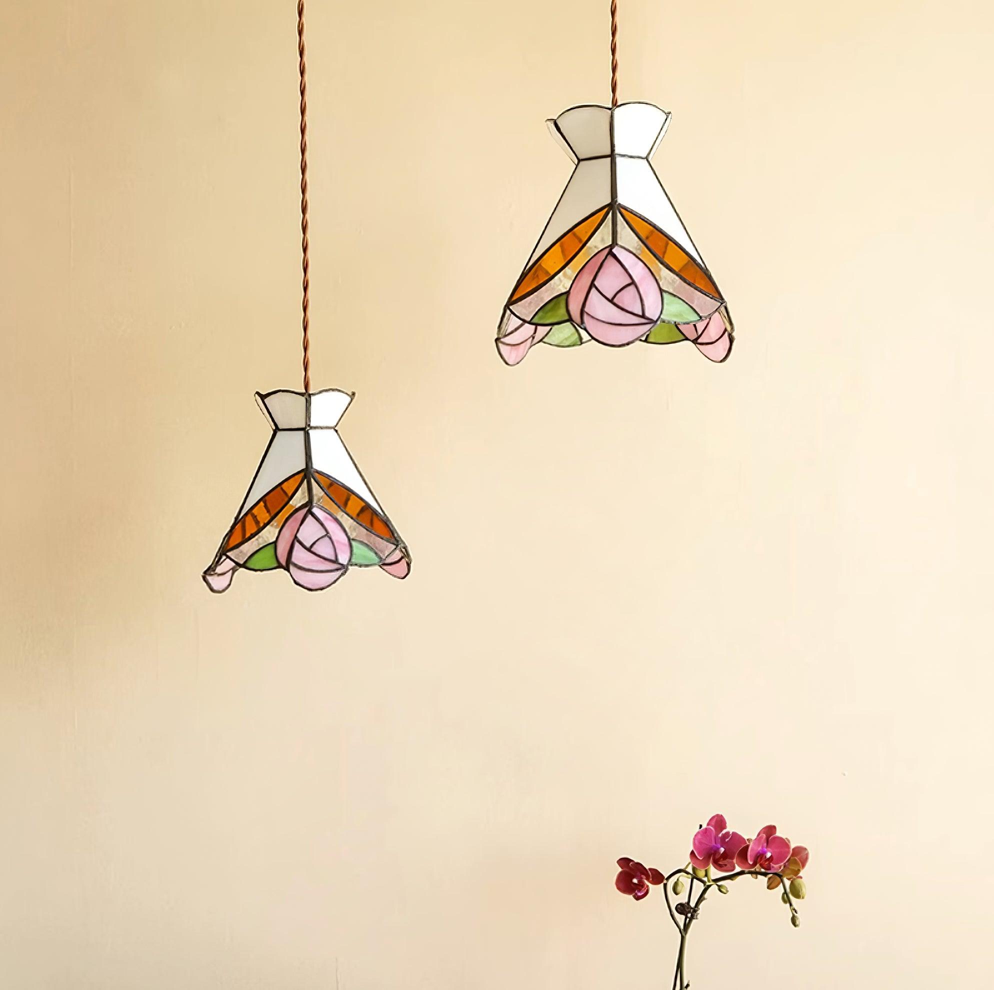 Tiffy Pendant Light