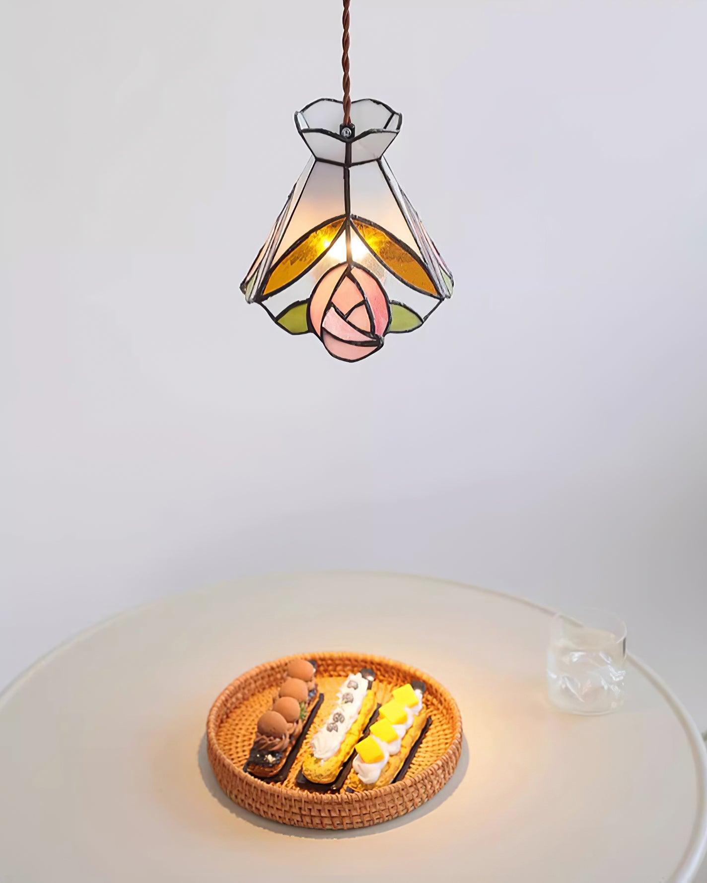 Tiffy Pendant Light