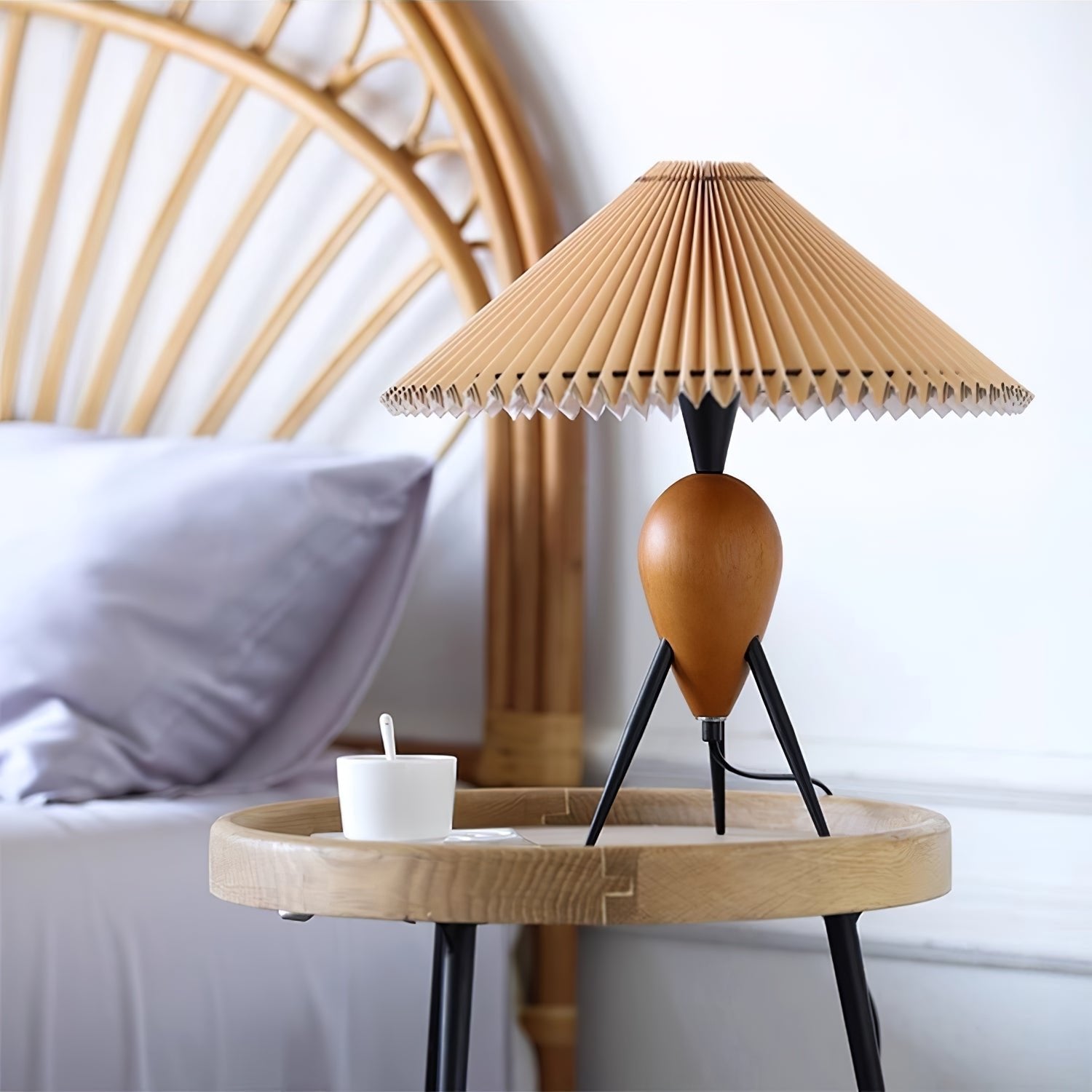 Elyse Wood & Fabric Retro Table Lamp-Neutral Decor