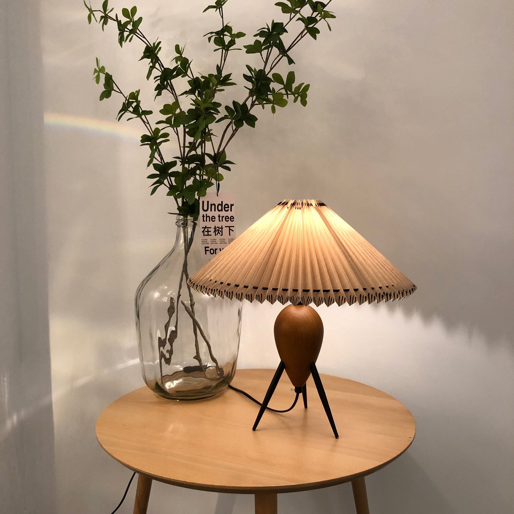 Elyse Wood & Fabric Retro Table Lamp-Neutral Decor