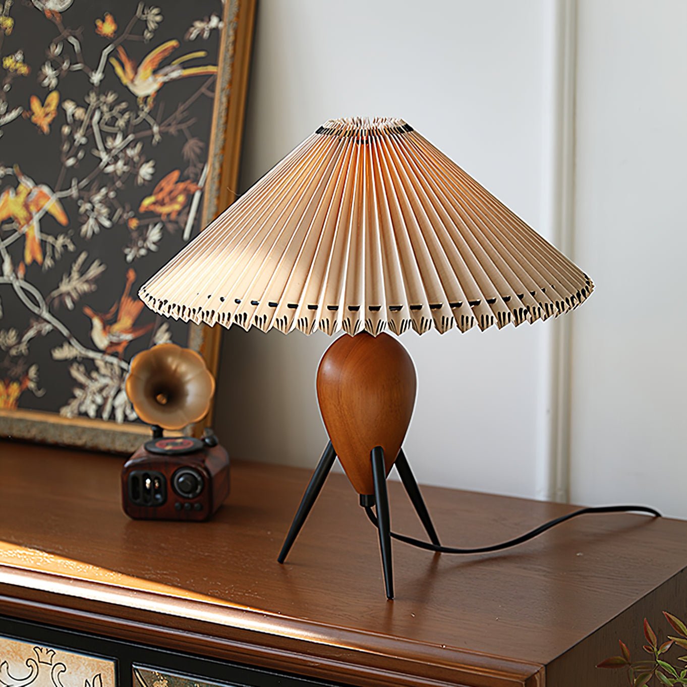 Elyse Wood & Fabric Retro Table Lamp-Neutral Decor