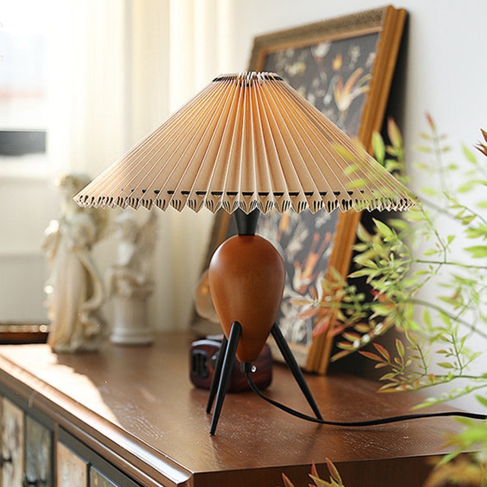Elyse Wood & Fabric Retro Table Lamp-Neutral Decor