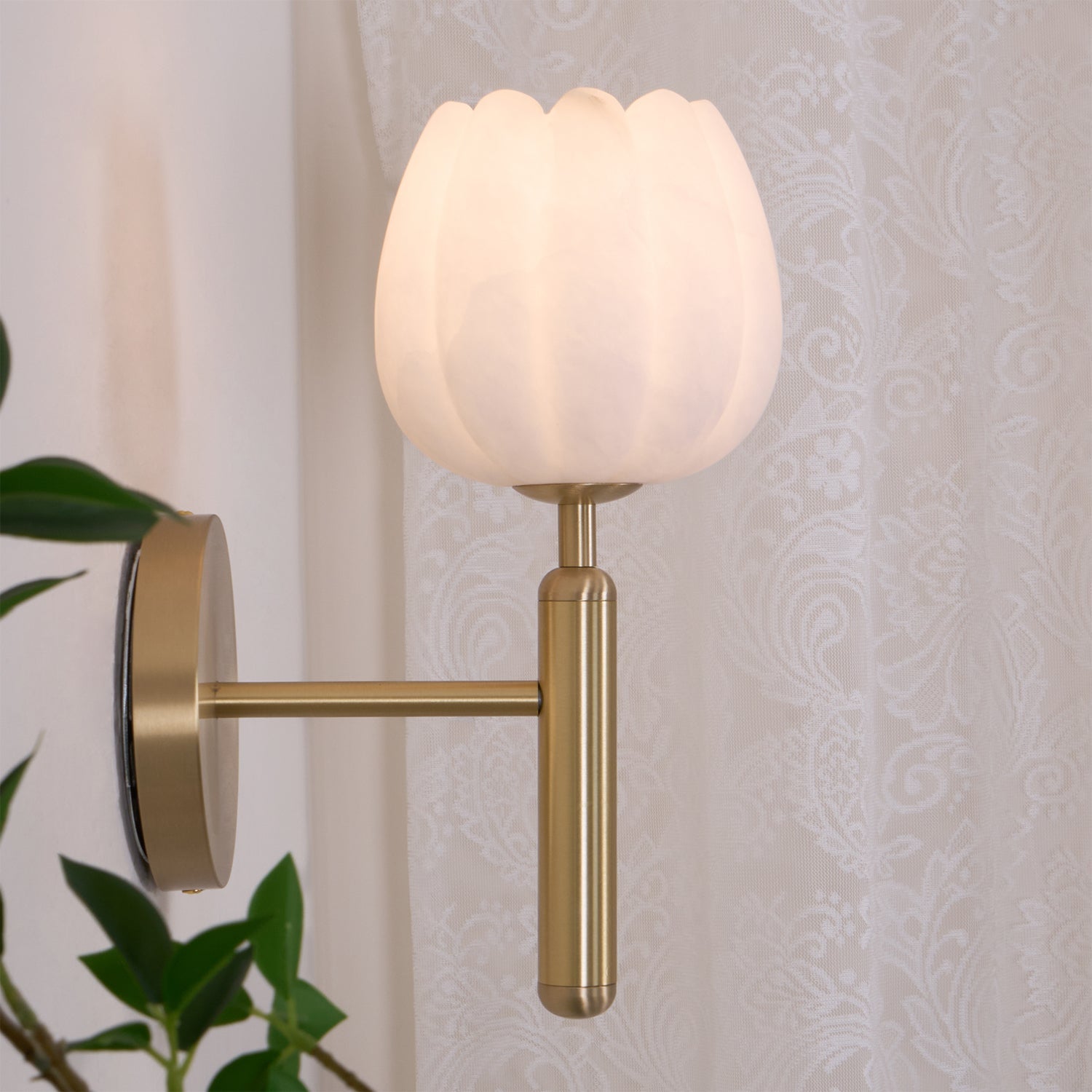 Ralin Alabaster Flowers Wall Lamp - Neutralighting