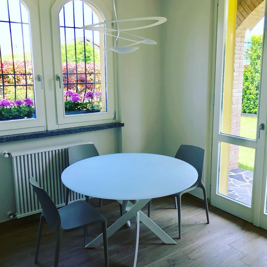 Milio Chandelier