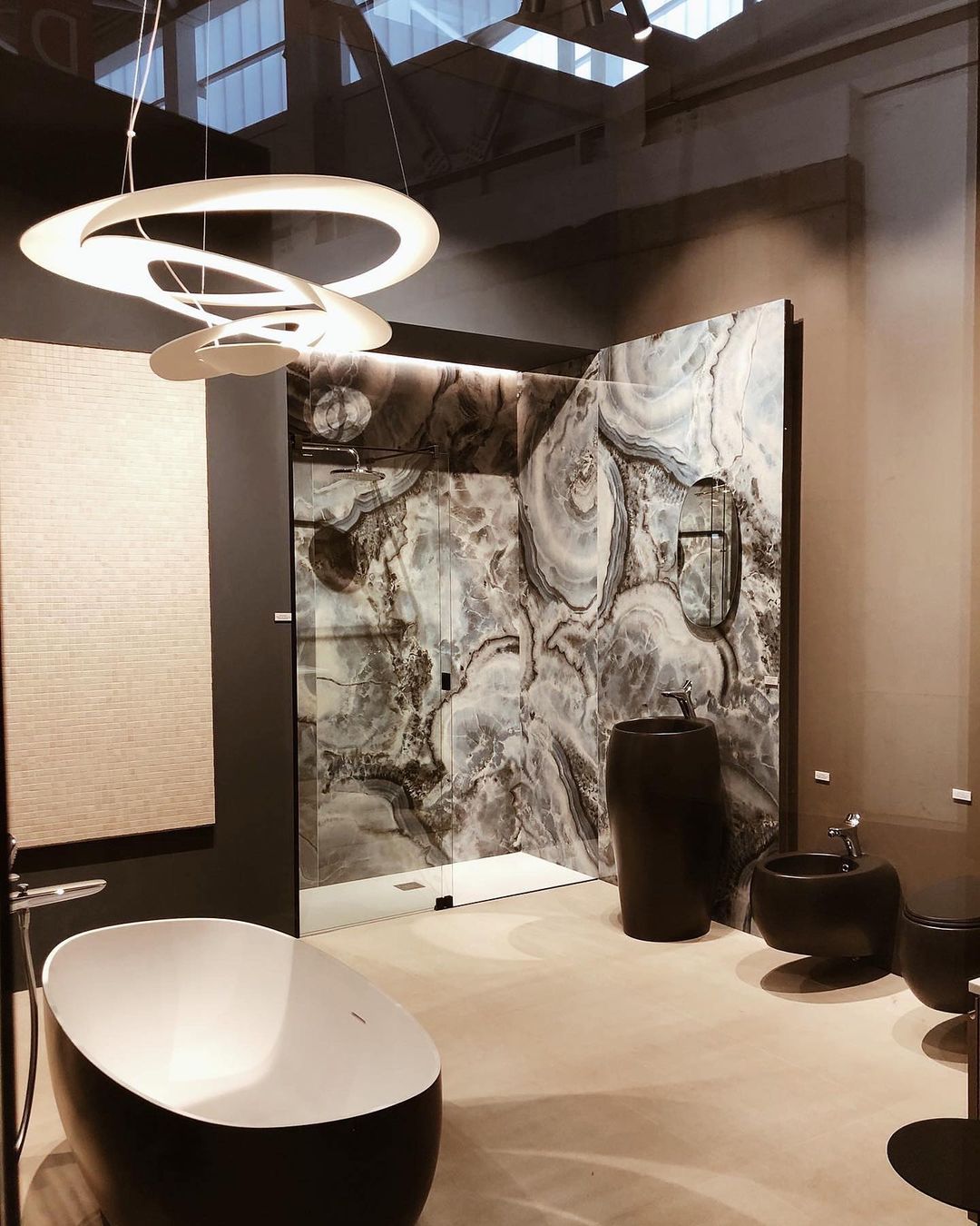 Milio Chandelier