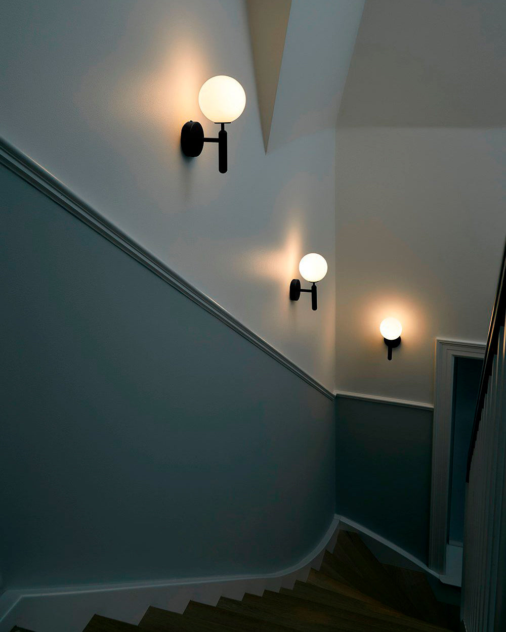 Culorara Modern Minimalist Brass Wall Lamp-Neutral Decor